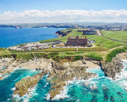 headland-hotel-on-fistral-beach_1